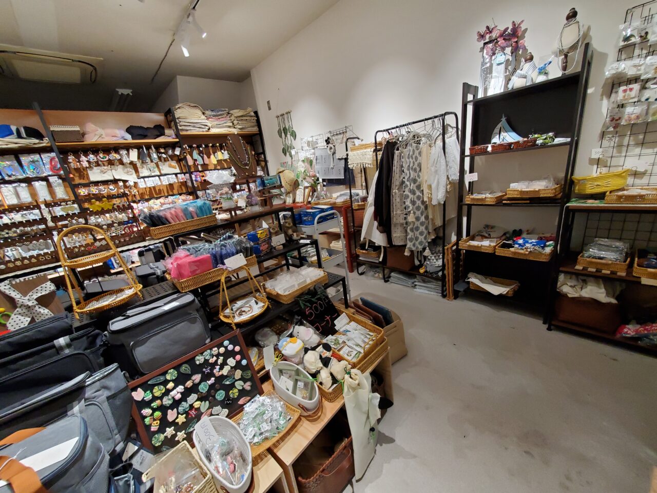 店内